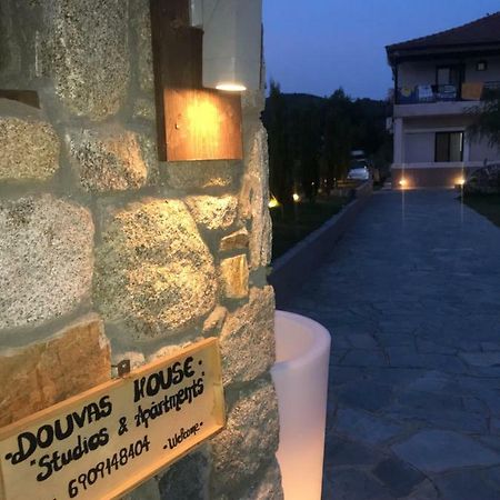 Douvas House Apartment Торони Екстериор снимка