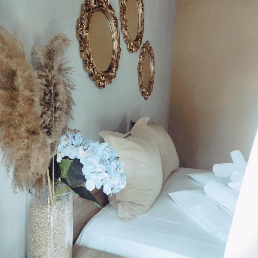 Douvas House Apartment Торони Екстериор снимка